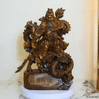 ราคา องค์กวนอูปางถือง้าวจับหนวดประทับบนมังกร งานเรซิ่นเคลือบสีไม้ (สูง 17 นิ้ว) (45002707196)