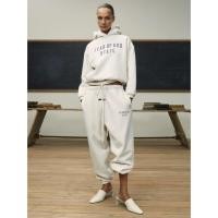 ราคา 24fall FEAR OF GOD FOG ESSENTIALS STATE ตัวอักษรพิมพ์กางเกงยามเท้าพร้อมกํามะหยี่กางเกงสไตล์ลําลอง (28866290705)