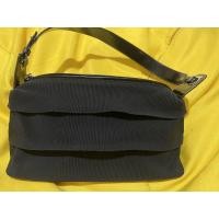 ราคา กระเป๋าสะพายข้างferragamo (17961221810)