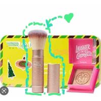 ราคา NEW! ของใหม่ไม่เคยใช้นะคะ แปรง benefit cosmetics แยกขายจาก set holiday Limited (22922470623)