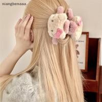 ราคา (niangbenaaa) Sanrio Hello Kitty Plush Shark คลิปอะนิเมะรูป Y2K สาวหวานอุปกรณ์เสริมผมการ์ตูน Kawaii Retro กิ๊บติดผมแฟนของขวัญใหม่ (50153139966)