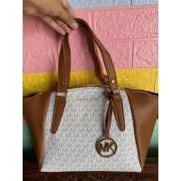 ราคา กระเป๋าmk ไมเคิลครอ ขนาด10นิ้ว พร้อมสายสะพายยาว (7993021689)