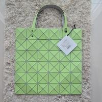 ราคา BaoBao Lucent 6x6 frost metalic แท้ 100% มือสอง สภาพ 99% ซื้อเก็บไม่ได้ใช้ (41002318598)