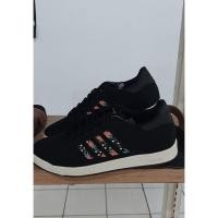 ราคา Tomkins Sonia Sneakers