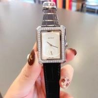 ราคา เด็กผู้ชาย ชุด สี่เหลี่ยมแฟชั่นกันน้ําหนังลูกวัวนาฬิกาผู้หญิงยุคกลางสีดําทองนาฬิกาผู้หญิงหนังแท้ (52301663534)