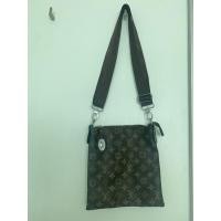 ราคา กระเป๋าสะพายหลุยส์หนังแท้ (23625280839)