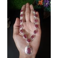 ราคา สร้อยคอพร้อมจี้พลอยทับทิม ตัวเรือนเงินแท้ (21804979809)