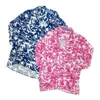 ราคา Blue Corner เสื้อเบลาซ์พิมพ์ลาย แขน 3 ส่วน มี 2 สี / Graphic Printed Blouse (28826031071)