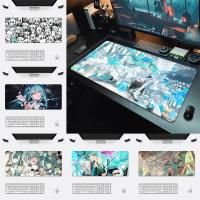 ราคา Hatsune Miku Mousepad HD พิมพ์คอมพิวเตอร์ Gamers ล็อคขอบแผ่นรองเมาส์กันลื่น XXL90x40 ซม.แป้นพิมพ์ PC โต๊ะ Pad (43806393115)