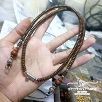 ราคา สร้อยคอ แขวนพระเครื่อง สร้อยกะลา ไม้มงคล แขวนพระเครื่อง 3 ห่วง หลัง 1 องค์ (27633162093)