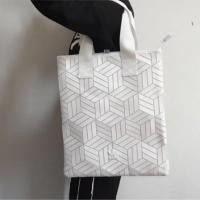 ราคา Adidas 3D shopper bag (used) (3110066551)