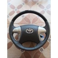 ราคา พวงมาลัยToyota หนังเทาลายไม้ดำ ตัวTOP มีครูสคอนโทรล ของใหม่ ของแท้ (14821036158)