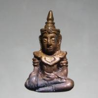 ราคา Antig Sun 5351 เจ้าของเดิมบอกว่า เป็นรูปหล่อพระพุทธศิลปะพม่า หรือเป็นพระยอดขุนพล พระเกจิอาจารย์ยุคเก่าจัดสร้าง ไม่ทราบท (28761353884)