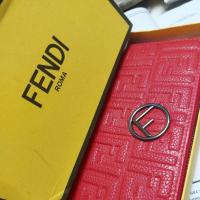 ราคา กระเป๋าสตางค์สีแดงมือ1 (19621564776)