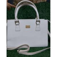 ราคา กระเป๋าสพายหนังแท้แฟชั่นสีขาว (28406468629)