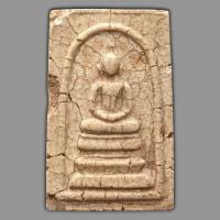 ราคา พระสมเด็จพิมพ์ฐานแซม ไม่ทราบที่ เนื้อแน่นเก่ามีอายุ (57101234695)
