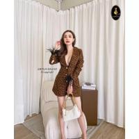 ราคา (New) Amplio brand(L) : จั๊มสูทขาสั้นลายเสือแขนแต่งขนนก (22046348791)