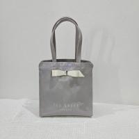 ราคา BRAND :Ted Baker Londonใบใช้งานภายในมีรอยจางบ้าง (25447321380)