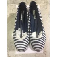 ราคา American eagle รองเท้ามือสองเด็กผู้หญิง ของแท้ ลายทางน้ำเงินขาว (4102519337)