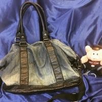 ราคา กระเป๋าผ้ายีนส์ สายสะพายหนัง diesel ของแม่ค้าเอง ของแท้ (622214219)