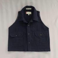ราคา เสื้อครอปแขนกุดสีกรม Levi’s (11231244800)