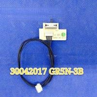 ราคา สวิตช์เปิดปิดฉุกเฉินสำหรับแอร์ขอบคุณ รุ่น GR5N-3B รหัส 30042017 (51653380144)