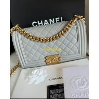 ราคา ส่งต่อ Chanel boy grey caviar 10นิ้ว ของแท้100% กระเป๋าสะพายข้าง กระเป๋าผู้หญิง (47302127273)