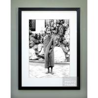 ราคา กรอบรูป พระบรมฉายาลักษณ์ ในหลวงร.9 รูปขาวดำ กรอบรูปสไตล์โมเดิร์น โฟโต้บอร์ด (ขนาดกรอบ45x60ซม) (3334703259)