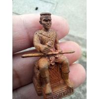 ราคา พระนเรศวร รุ่นพิชิตมาร ปี 53 หลวงปู่แขก วัดสุนทรประดิษฐ์ เนื้อนวะโลหะ sp6 (28439248664)