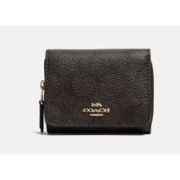 ราคา กระเป๋าตัง coach Small Trifold Wallet In Signature Canvas (12287786688)
