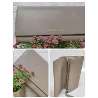 ราคา กระเป๋าสตางค์ใบยาว CK (charles&keith) งานแท้ (มือสองสภาพ 95%)..สีโทป (12706481249)