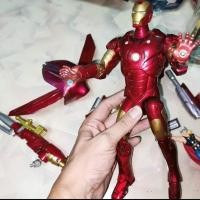 ราคา +++ขาย Sale+++ Avengers Iron Man 30 ซม. งานสะสม มือ2 ironman ไอรอนแมน (7933904252)