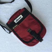 ราคา MERAH Original ELLESSE Sling Bag สี Maroon Red (12107442020)