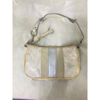 ราคา Coach ใบเล็ก คล้องมือ มีตำหนิสีหลุด (44953205570)