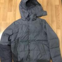 ราคา เสื้อกันหนาว Defry 01 ผ้าร่มหนา ขนเป็ดมือสอง ของแท้ มีตำหนิตรงฮู้ดนิดหน่อยเป็นรอยเปื้อนสี Hood มีซิปถอดได้นะ (1474020103)