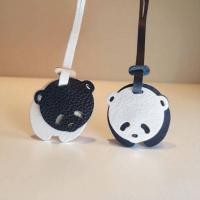 ราคา แพนด้า คล้องกระเป๋า ตกแต่งกระเป๋า hangtag พวงกุญแจ ทำจากหนังแท้ น่ารัก ไม่ลอก งาน handmade (48251938139)