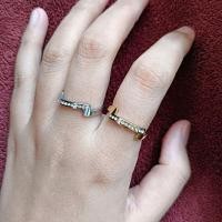 ราคา แหวนไทเทเนียมมุกเอียงป้องกันสนิมป้องกันการจาง || แหวน N ตัวอักษรมุก (49252789795)