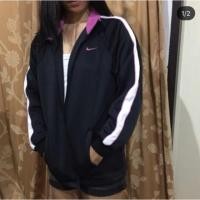 ราคา เสื้อวอร์มแบรนด์แท้ มือ2 sale 100 บาท (3237568128)