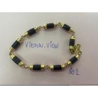 ราคา สร้อยข้อมือโกเมน มือ2 ทอง 70 โกเมน 9 เม็ด (19396334867)