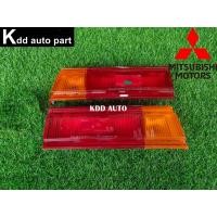 ราคา ไฟท้าย ของแท้ ครบคู่ Mitsubishi Colt F Sedan 4 ประตู (21984598381)