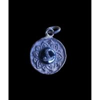 ราคา หัวนะโมหลวงพ่อท่านคล้ายดอกพิกุลยุคแรกก่อนปี2500เนื้อเงินยวง (17495408035)