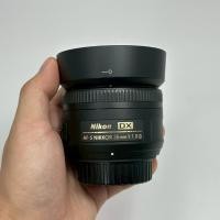 ราคา Nikon AF-S DX NIKKOR 35mm f/1.8G Lens (29641524413)