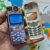 ราคา Nokia ปีกผีเสื้อ 8250 สีเงิน สัญญาณดี จอไม่แสดงผล (16733728979)