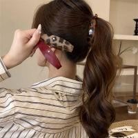 ราคา กิ๊บกล้วย หนีบแน่น ผมไม่หลุด สไตล์เกาหลี แบบใหม่ กิ๊บหนีบผม กิ๊บกล้วย กิ๊บติดผม (29181710911)