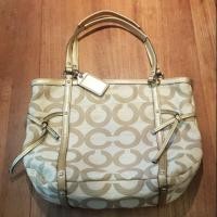 ราคา Coach Signature C Tote (Beige Fabric/Gold Leather) (1344405187)