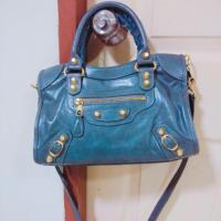 ราคา กระเป๋าสะพาย Balenciaga small city size 28 cm. .หนังแพะสีเทา มีถุงใส่เก็บกระเป๋าให้ด้วยค่ะ (1390157291)