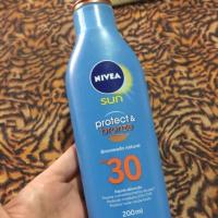 ราคา โลชั่นกันแดด อาบแดด นีเวีย ผิวแทน บรอนซ์ NIVEA Protect & Bronze Spf 30 Sunscreen Active Bronzer Tanning lotion (6731657766)
