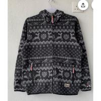 ราคา เสื้อกันหนาว Vintage FILA Fleece , Size L มีฮู้ด (48652973687)