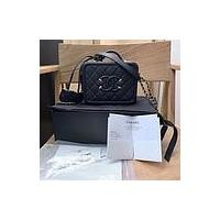 ราคา [CO220604548] Chanel / Vanity Case Caviar GHW (19321434025)
