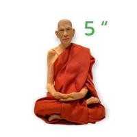 ราคา ครูบาศรีวิชัย นักบุญแห่งล้านนา วัดบ้านปาง (หน้าตัก 5นิ้ว สูง18ซม.)งานไฟเบอร์หุ่นขี้ผึ้ง ห่มจีวรเสมือนจริง ท่านเป็นพระผู้ (14956428457)
